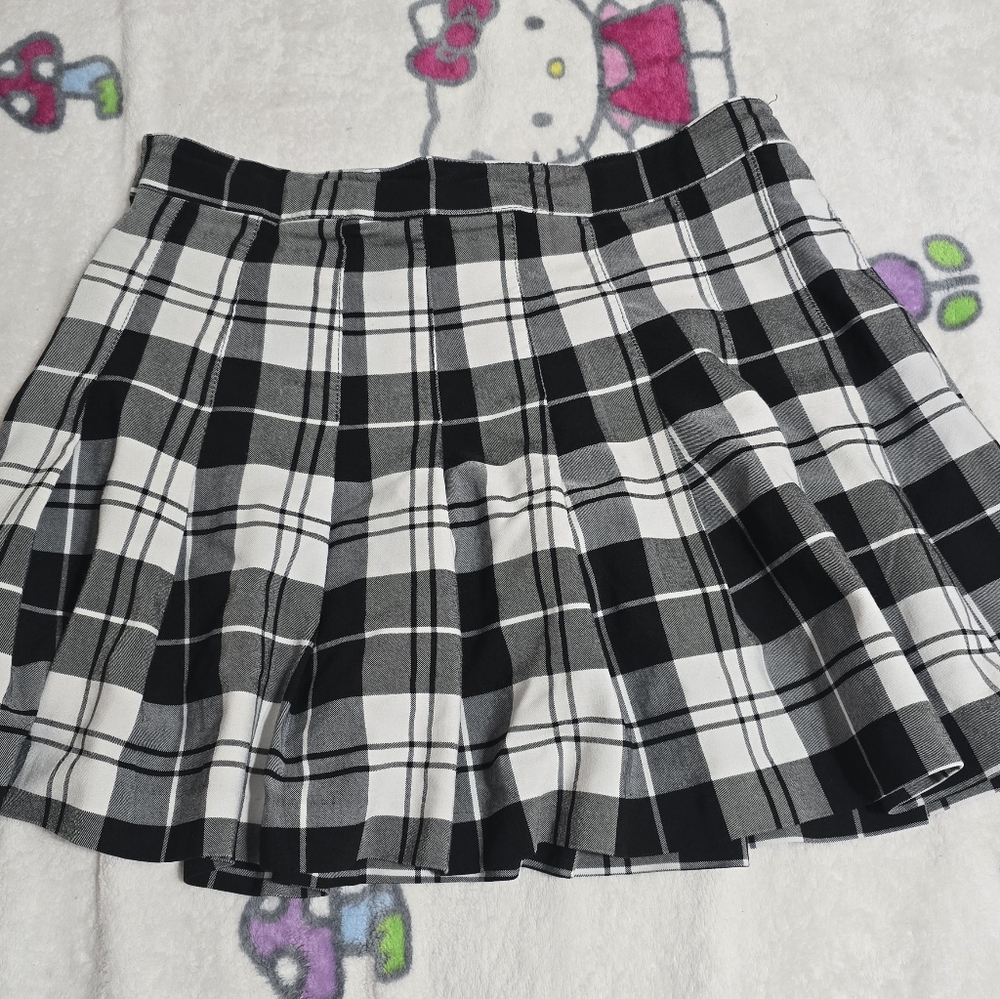 Love Tree Monochrome Checkered Skirt